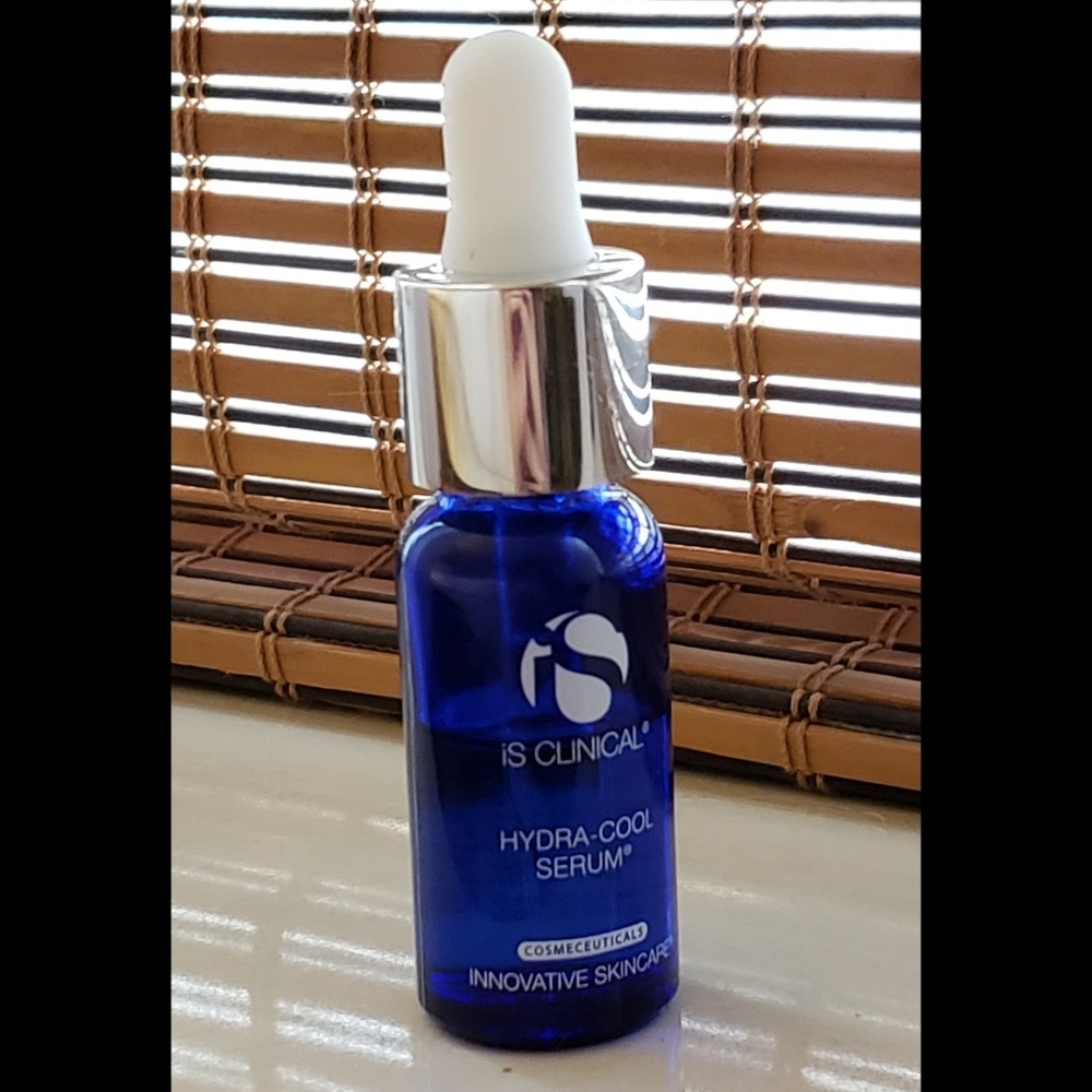 iS Clinical Hydra Cool Serum